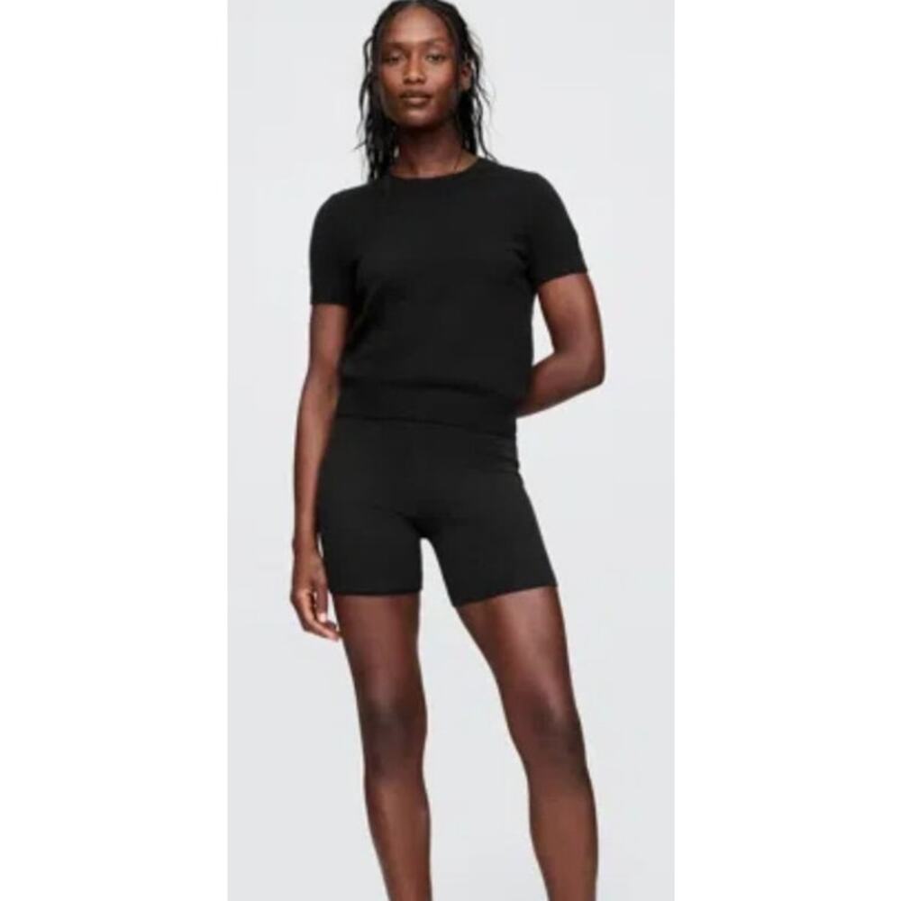 NWT GAP Lightweight Cashsoft Knit Biker Shorts Lounge Size M - Picture 5 of 5